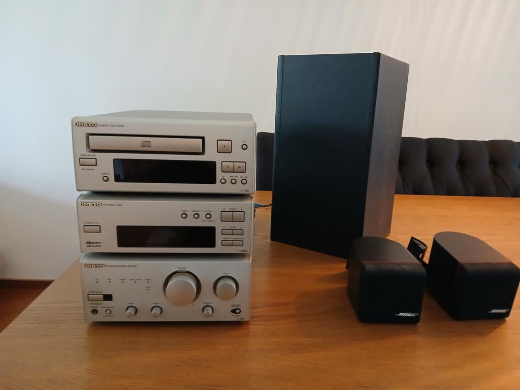 Onkyo Hifi Set met Bose Speakers - CD, Tuner, Versterker, Audio, Tv en Foto, Stereo-sets, Ophalen of Verzenden, Gebruikt, Cd-speler