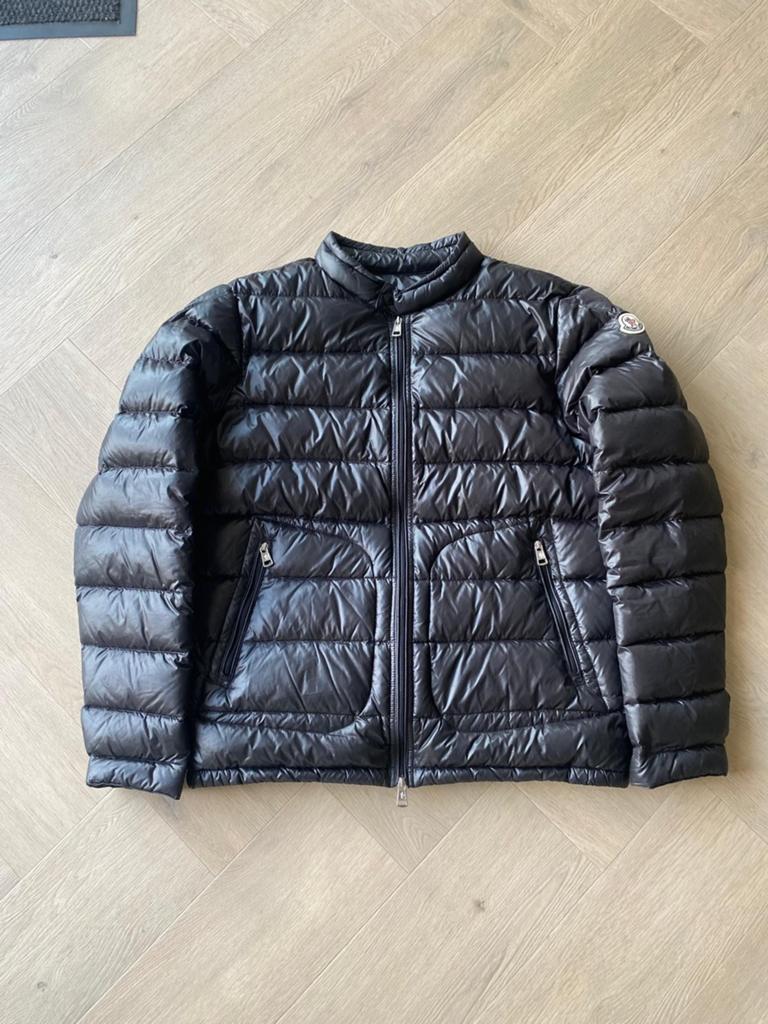 Moncler Puffer Jas Zwart - Zo goed als nieuw, Kleding | Heren, Jassen | Winter, Moncler, Maat 48/50 (M), Zwart, Ophalen of Verzenden