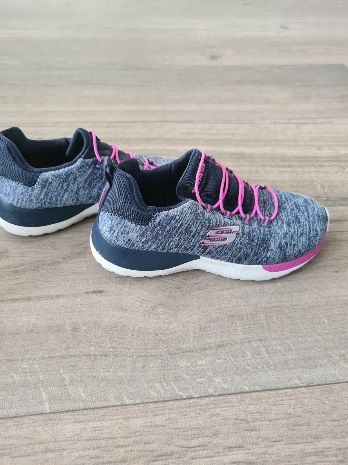 Skechers (sport) maat 34, Ophalen, Meisje, Skechers, Zo goed als nieuw