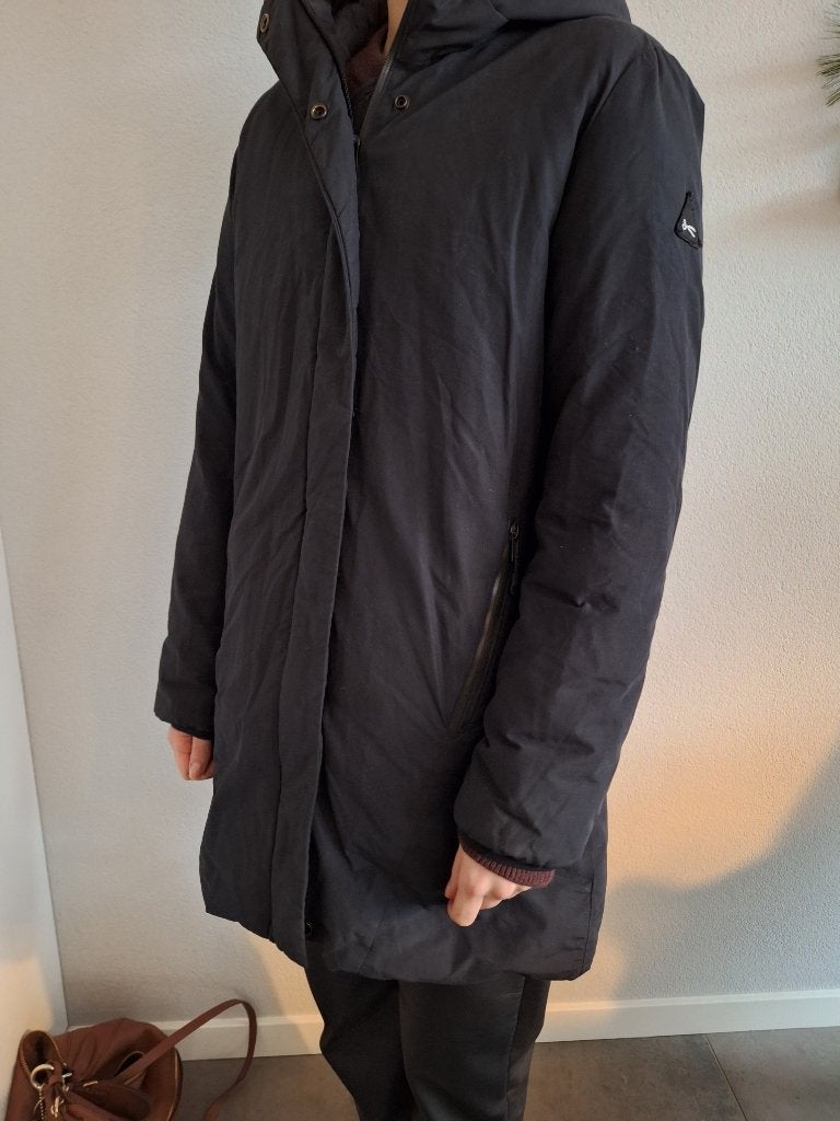 Denham dames (winter)jas zwart met capuchon., Maat 38/40 (M), Denham, Zwart, Ophalen of Verzenden