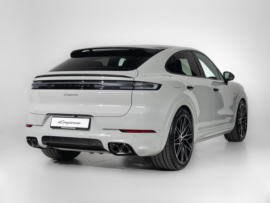 Porsche Cayenne Coupé E-Hybrid Black Edition, Auto's, Porsche, Met garantie (alle), 4 stoelen, 26 kWh, Bedrijf