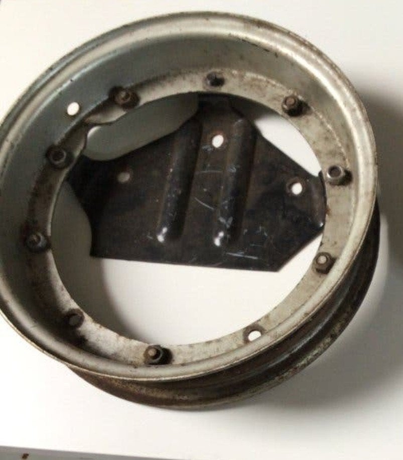 Gezocht Vespa PK50 reservewiel houder / beugel, Ophalen, Overige typen, Vespa