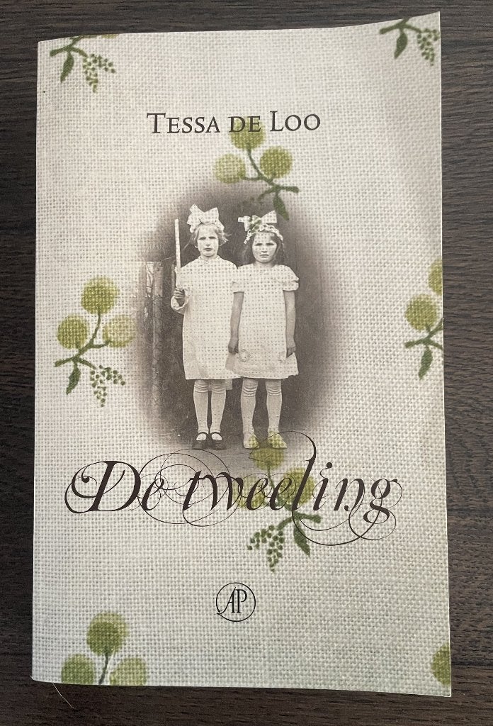 Tessa de Loo - De Tweeling, Ophalen of Verzenden, Gelezen