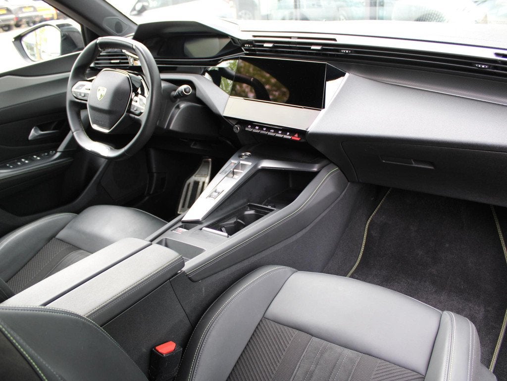 Peugeot 308 1.6 Plug-in Hybrid 180 GT | Navi / Camera / Clim, Auto's, Peugeot, 12 maanden, Gebruikt, 4 cilinders, 150 min