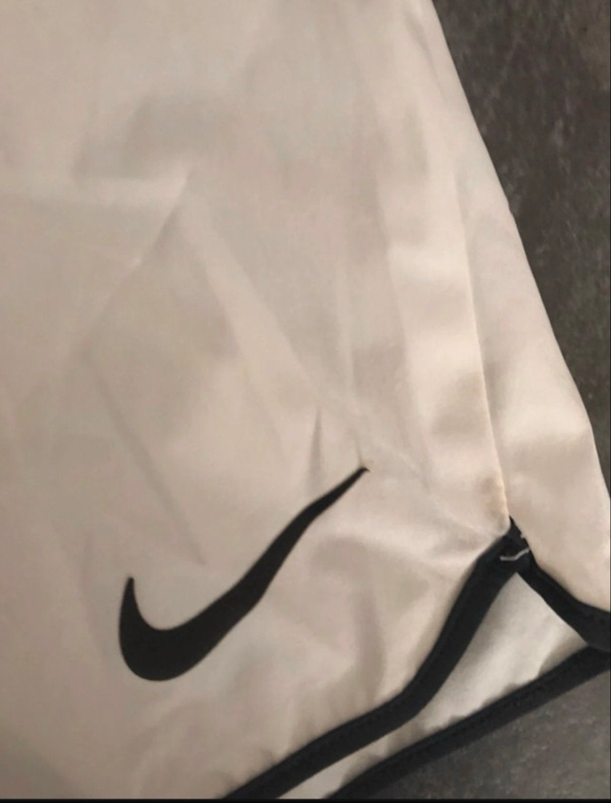 Nike Dri-Fit Sportshort Wit Maat 152/158, Kinderen en Baby's, Kinderkleding | Maat 152, Ophalen of Verzenden, Zo goed als nieuw