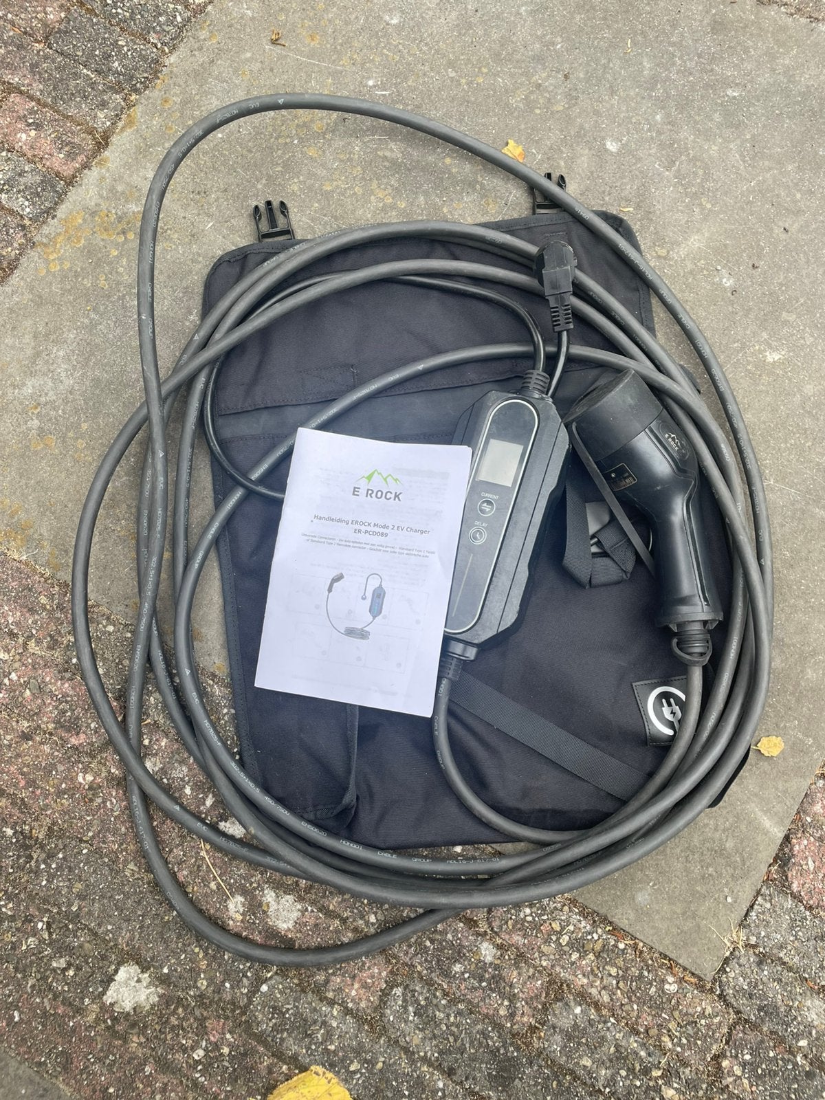E Rock EV 2 Lader voor elektrische auto, Ophalen, Gebruikt, Laadkabel