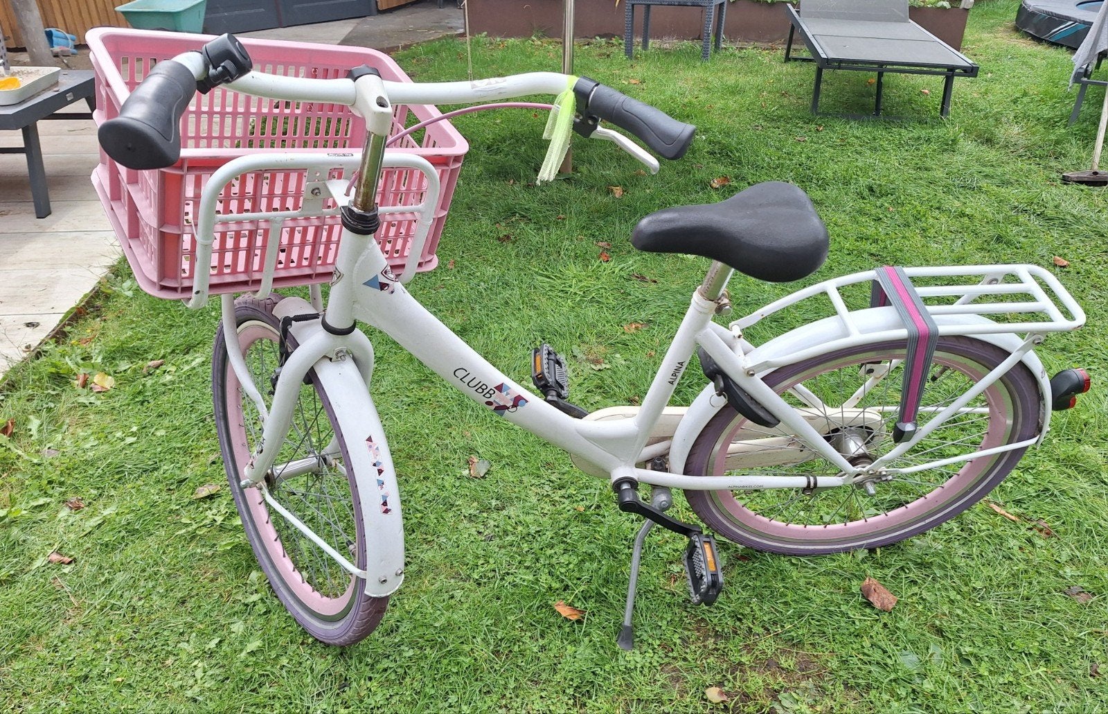 Meisjesfiets, 22inch inclusief mand, Fietsen en Brommers, Ophalen, Terugtraprem, Gebruikt, 22 inch