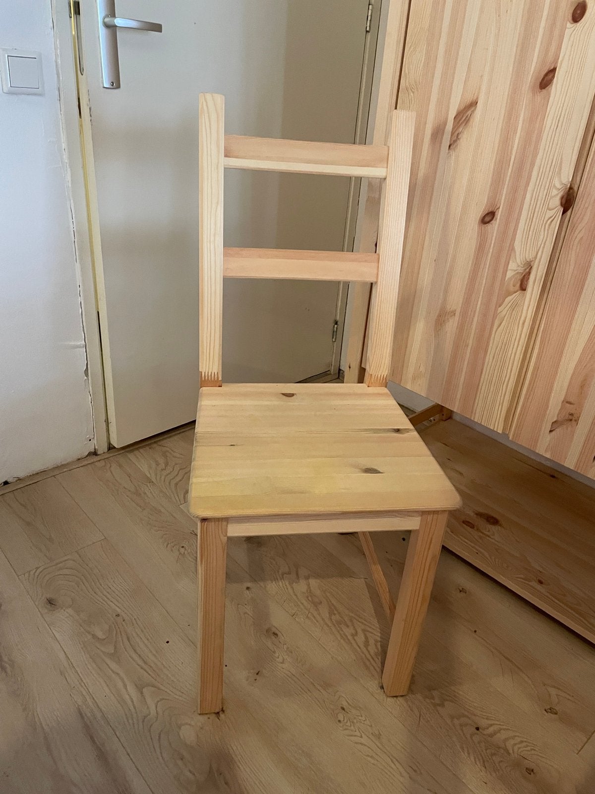 Ikea stoel, Huis en Inrichting, Ophalen, Overige kleuren, Zo goed als nieuw, Eén