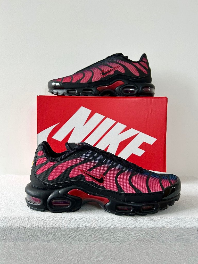 Nike Air Max Plus Bred Reflective (EU 44), Zwart, Nike, Nieuw, Ophalen of Verzenden