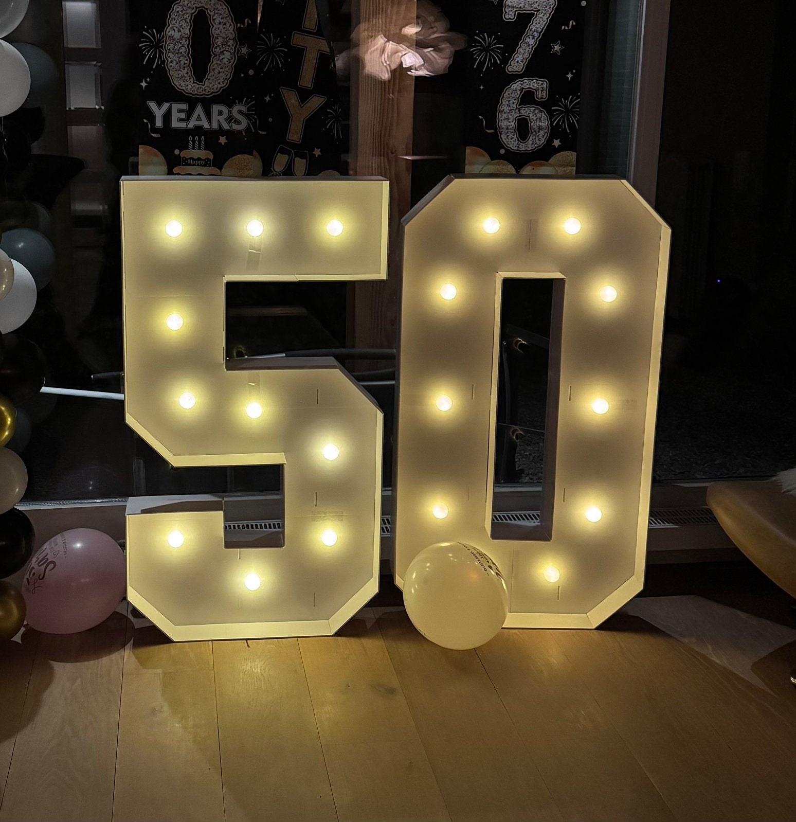 50 cijfers met verlichting, Ophalen, Zo goed als nieuw, Versiering, Overige