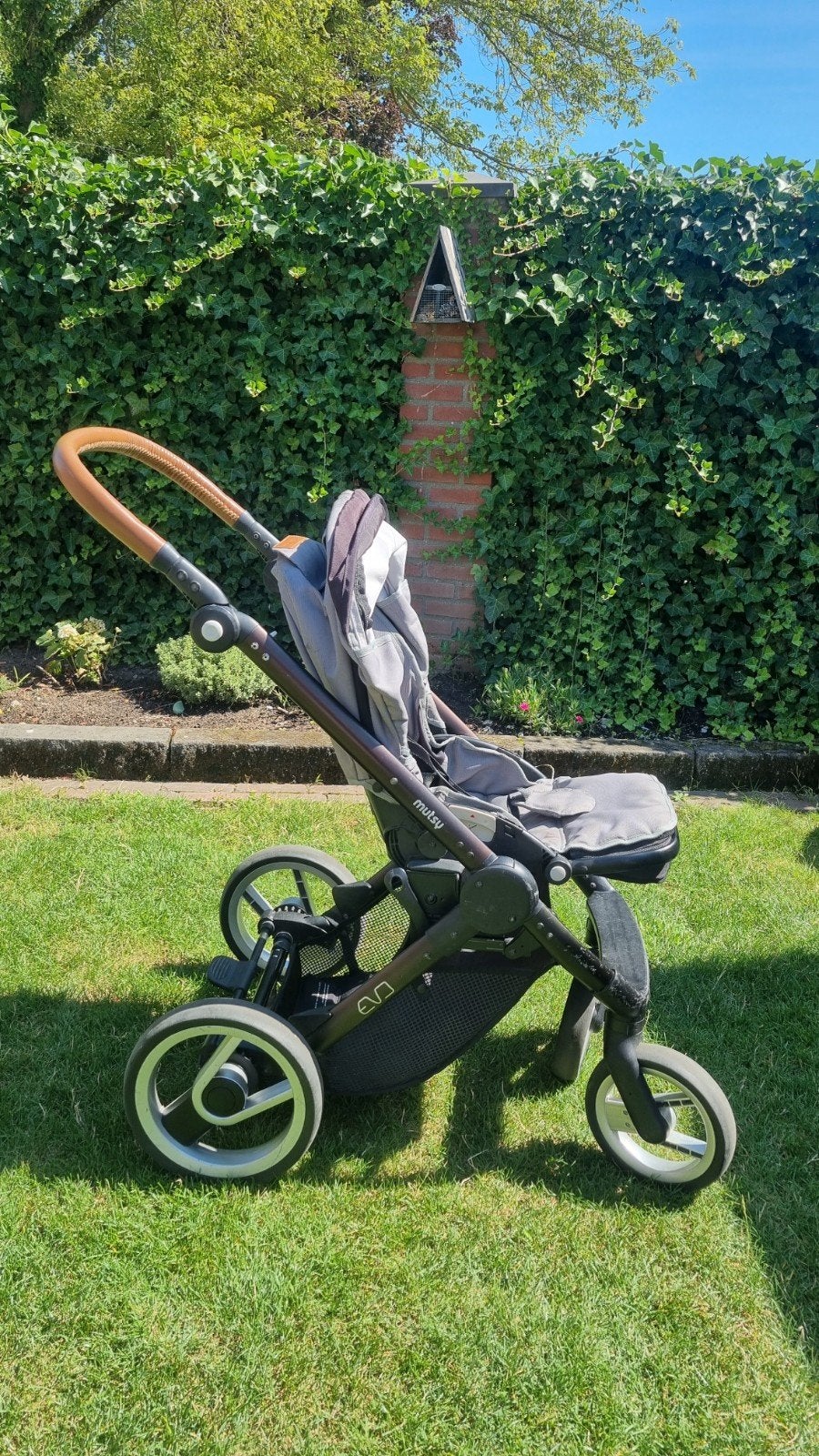 Mutsy Evo kinderwagen met veel toebehoren, Ophalen, Gebruikt, Mutsy