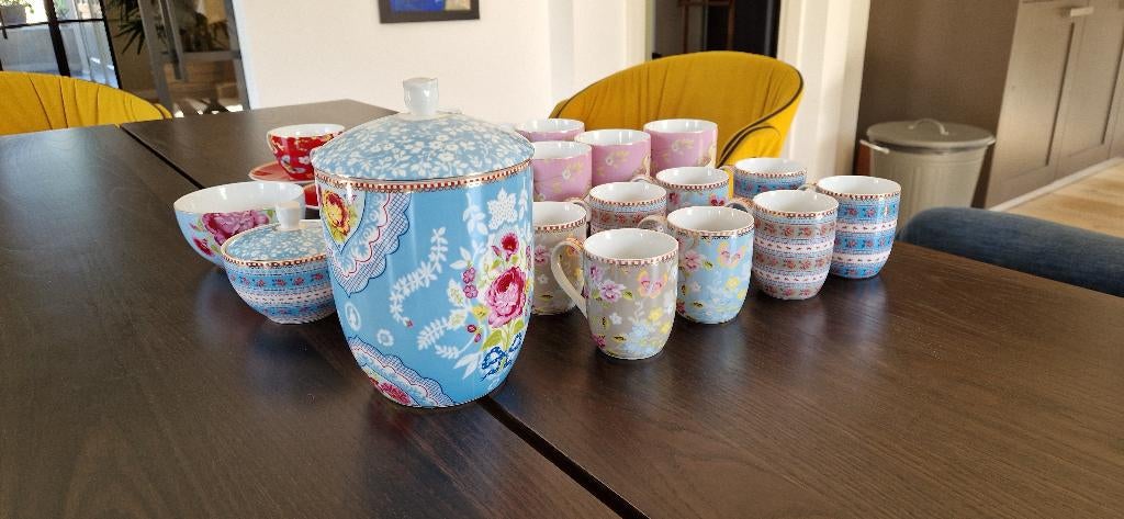 Pip servies, Huis en Inrichting, Keuken | Servies, Ophalen, Zo goed als nieuw, Overige stijlen, Kop(pen) en/of Schotel(s)