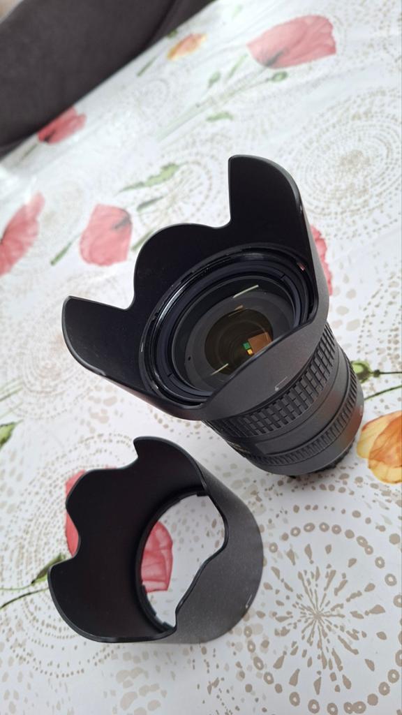 Nikon AF-S NIKKOR 18-200mm f/3.5-5.6G ED VR DX lens, Audio, Tv en Foto, Fotografie | Lenzen en Objectieven, Ophalen of Verzenden