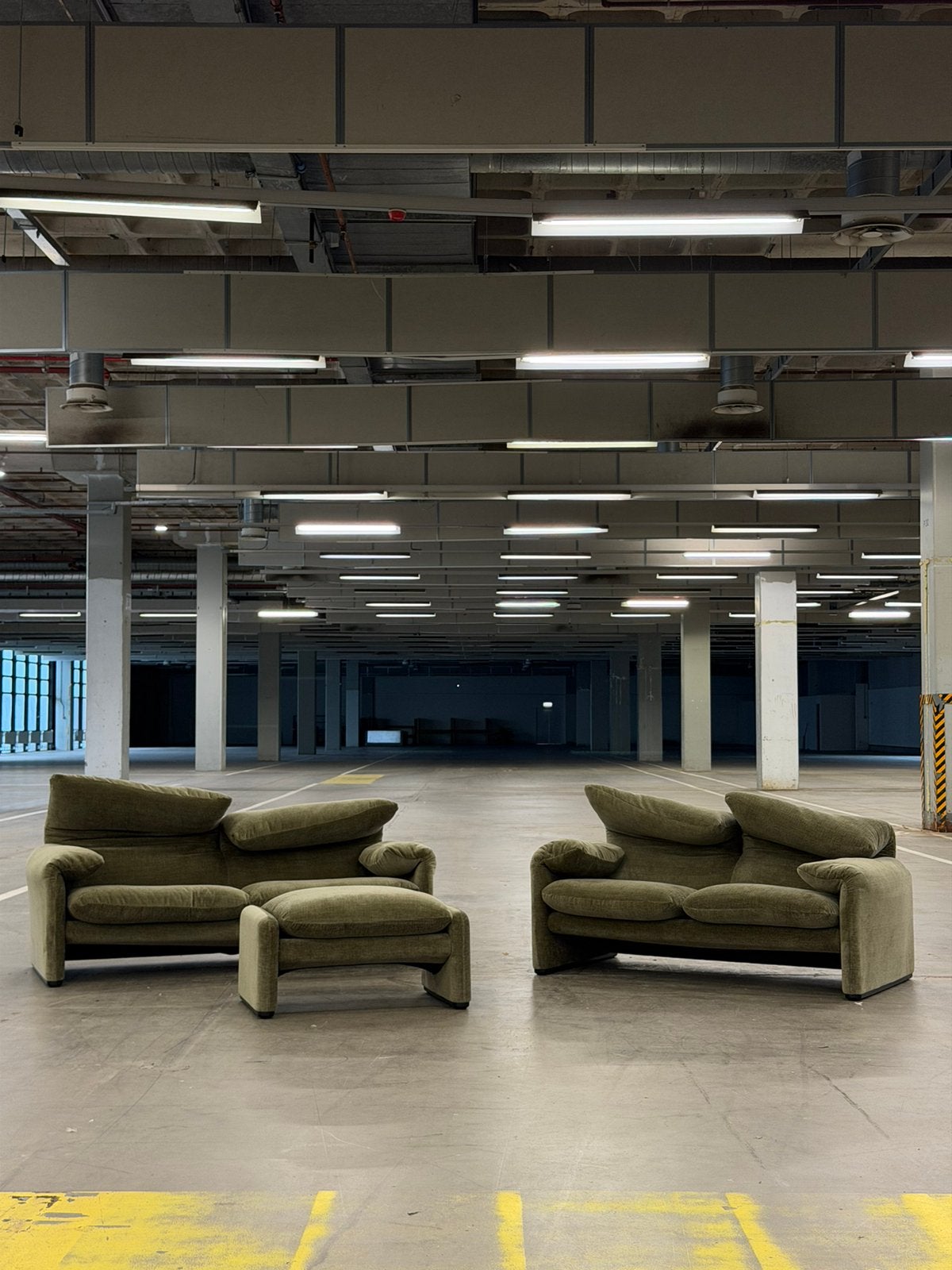 Cassina Maralunga set | Groen | NIEUWSTAAT + Garantie, Huis en Inrichting, Stof, 75 tot 100 cm, Ophalen of Verzenden, Zo goed als nieuw