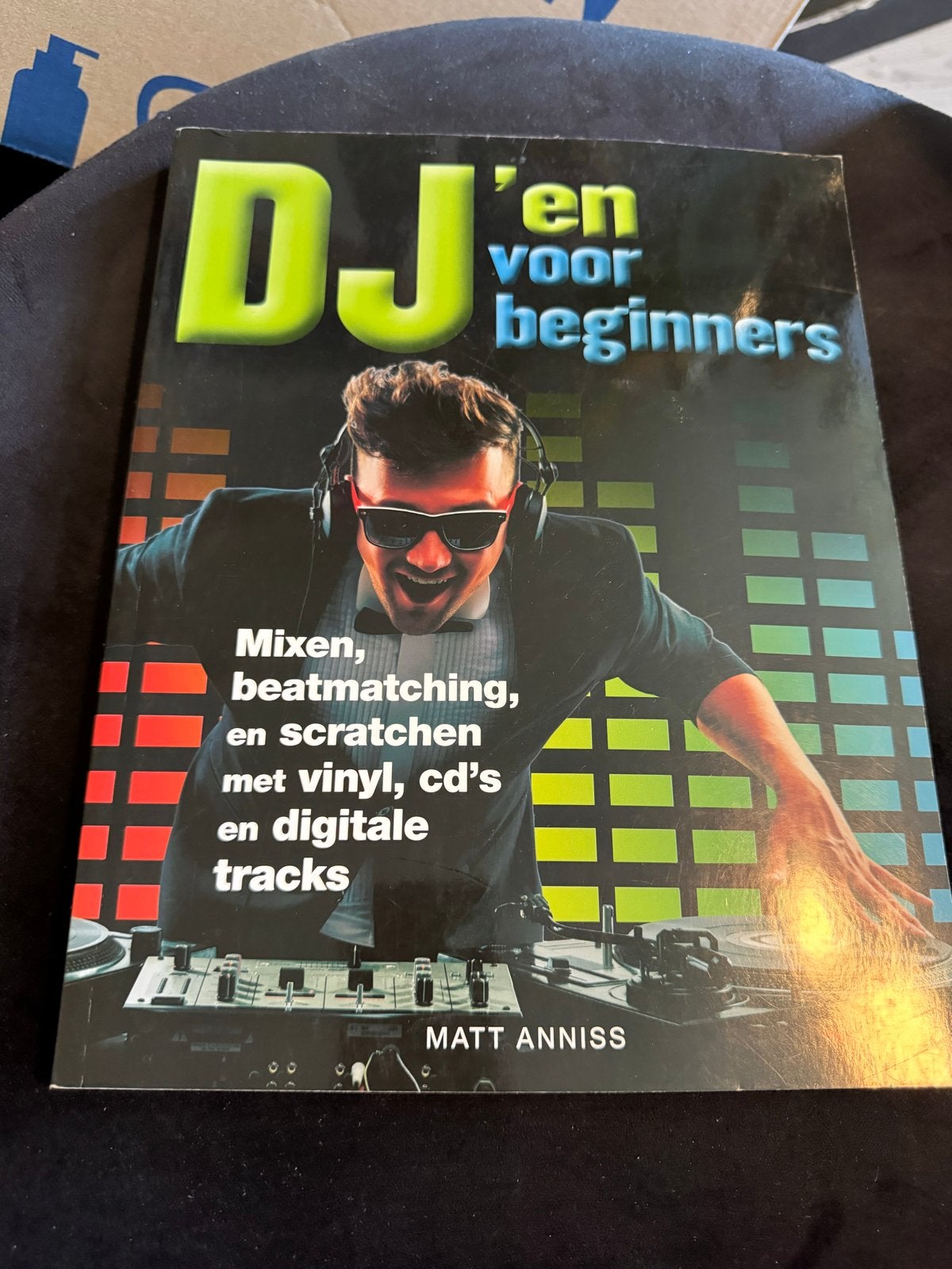 DJ'en voor beginners - Leer mixen, beatmatchen & scratchen, Ophalen of Verzenden, Zo goed als nieuw, Algemeen