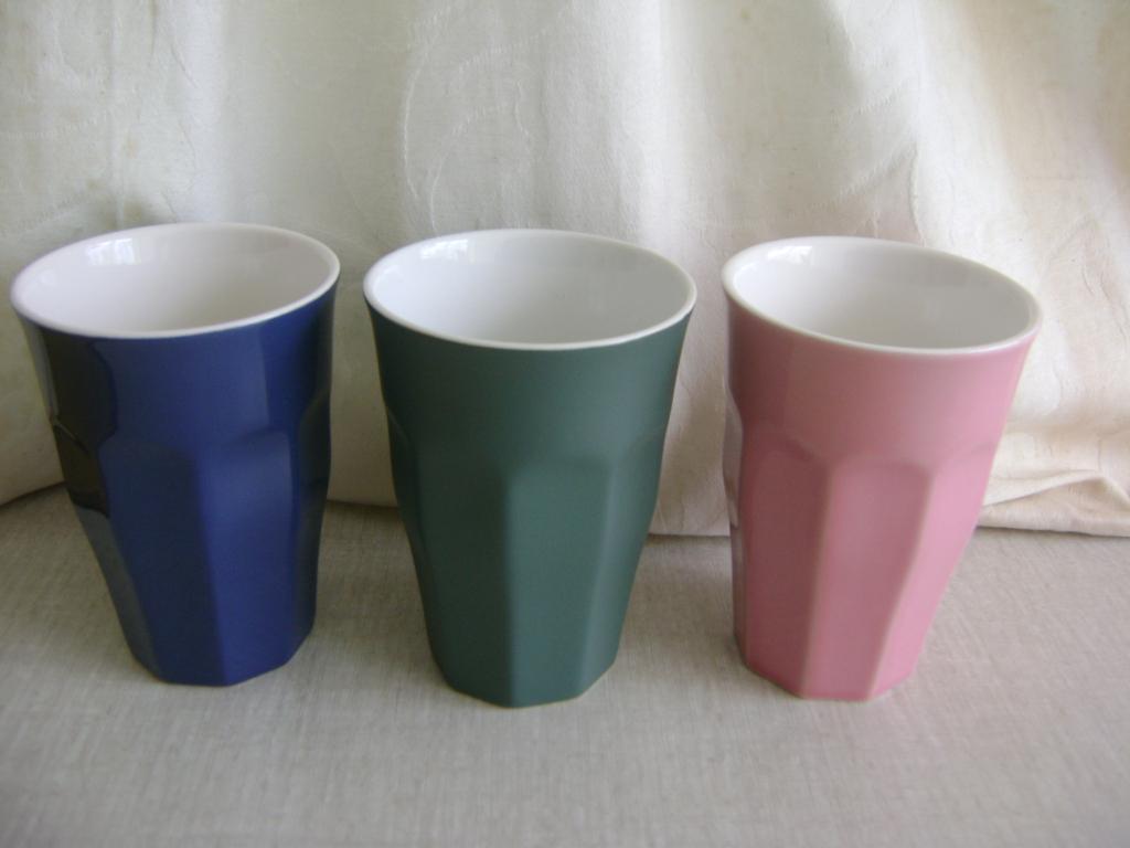 3 Hema Mirabeau grote mokken / bekers, Ophalen of Verzenden, Zo goed als nieuw, Effen, Kop(pen) en/of Schotel(s)