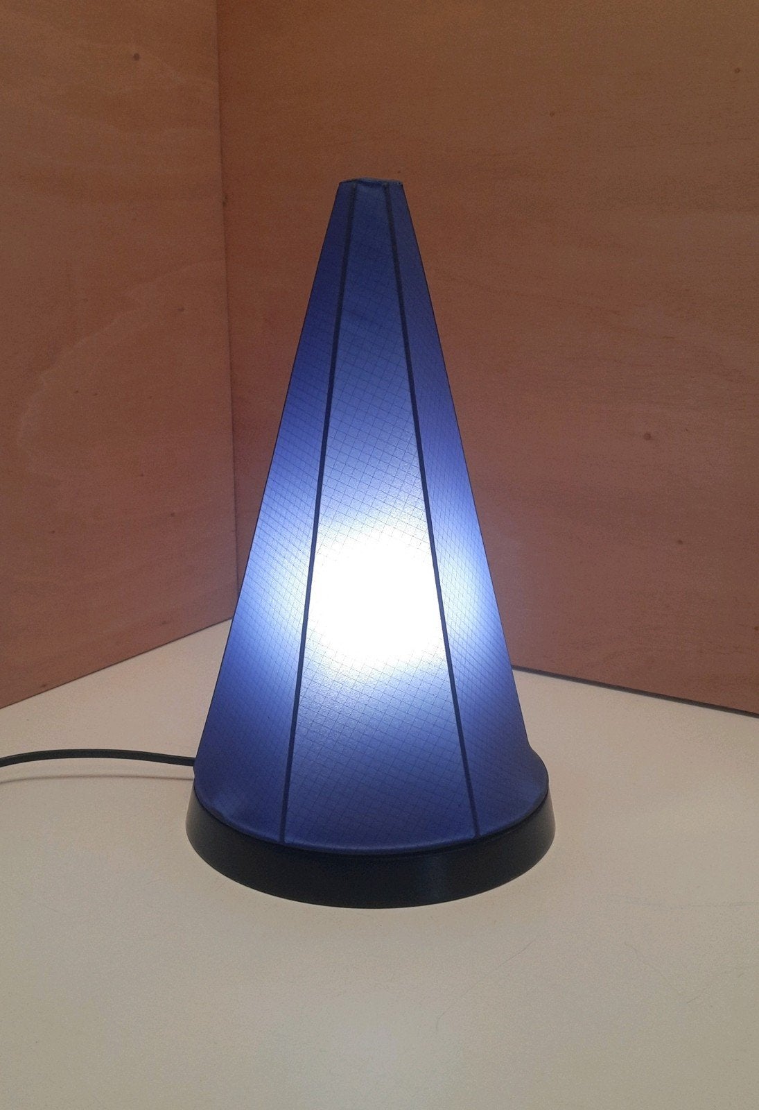 Tijdloze ikea tafellamp type b9710,lees de beschrijving, Blauw, Textiel, Ophalen of Verzenden, Zo goed als nieuw
