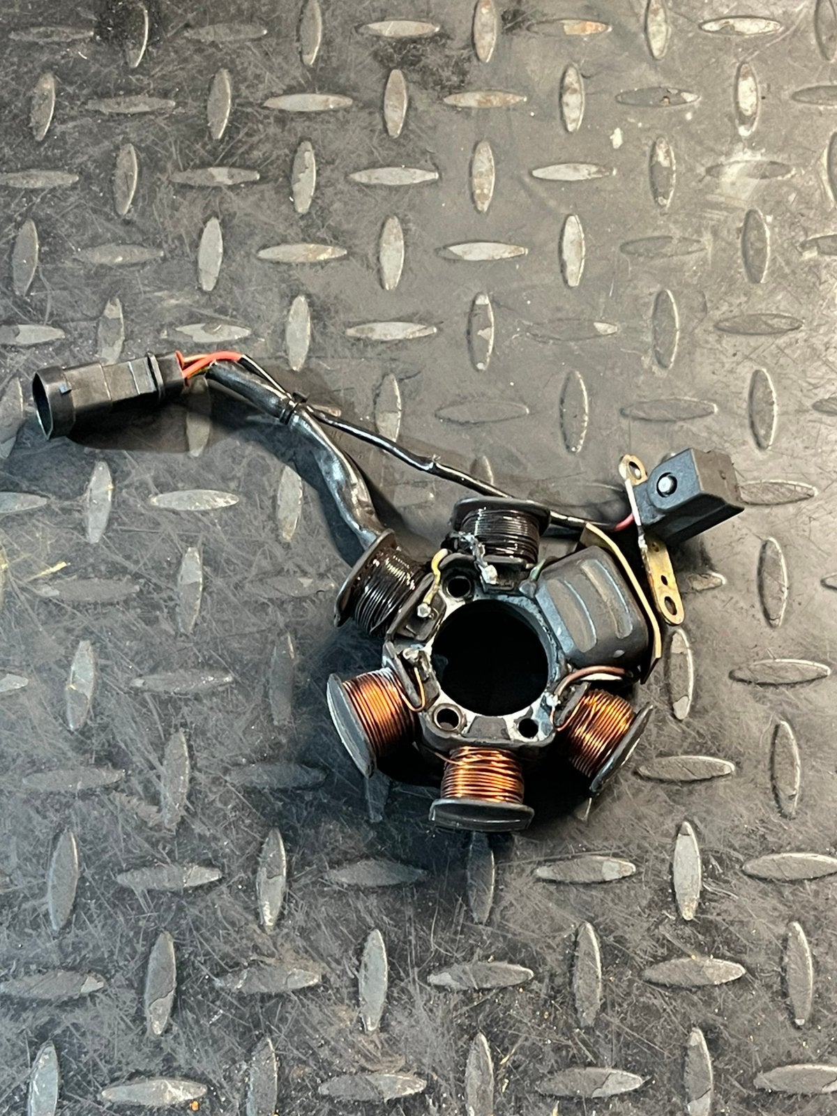 Ontsteking / Stator Piaggio & Vespa 50cc 2 Takt Nieuw Type, Ophalen of Verzenden, Gebruikt, Overige typen