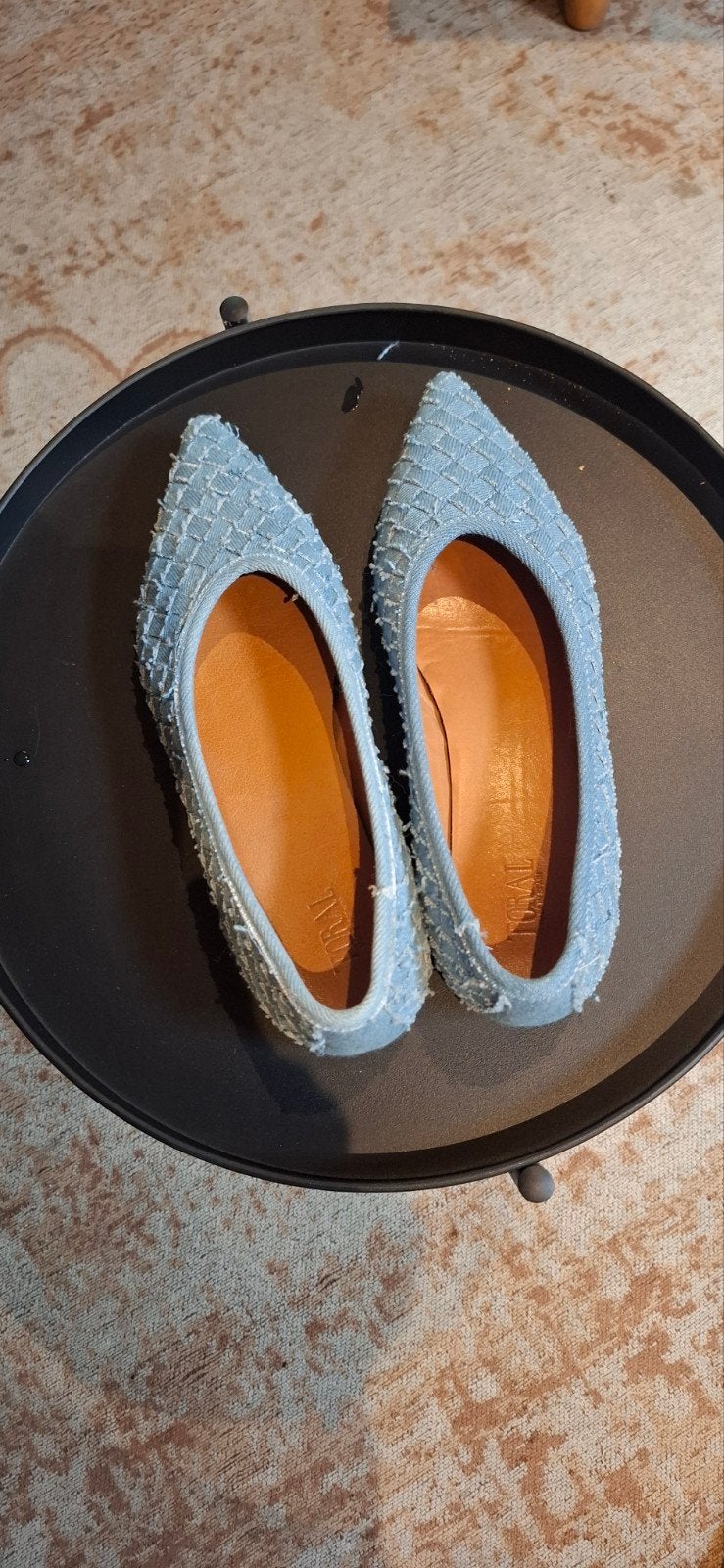Toral schoentjes, Ophalen of Verzenden, Zo goed als nieuw, Sneakers of Gympen