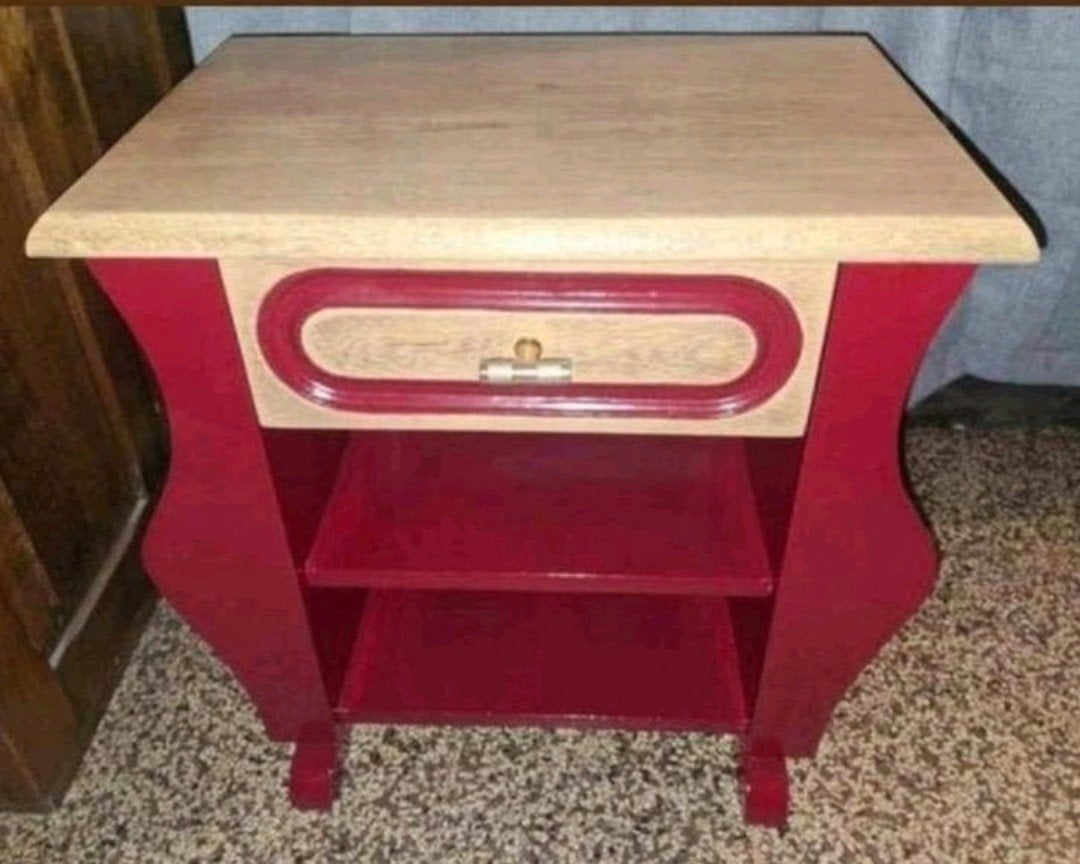 Nieuw gepimpte krantenbak of bijzettafel, Ophalen, Nieuw