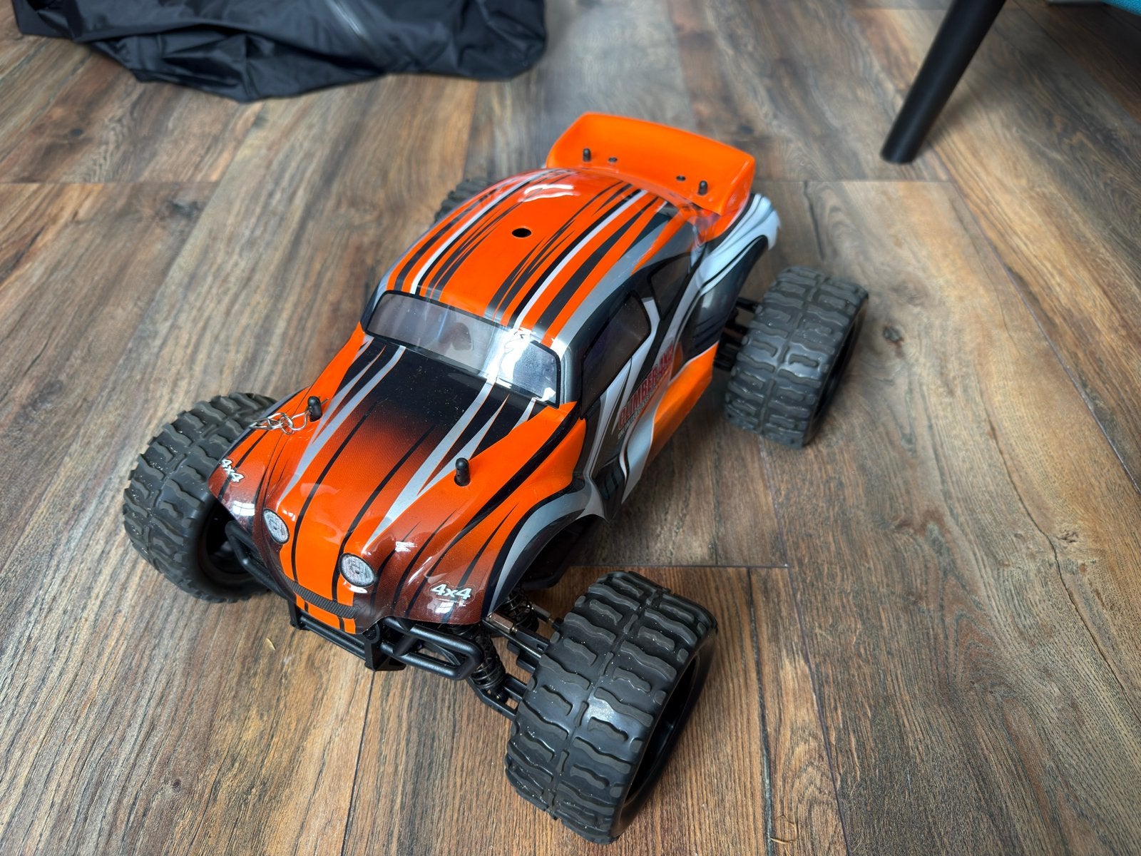 Himoto 1:10 Truck Baja beetle Orange 2,4ghz pro zender, Elektro, Gebruikt, Auto offroad, Ophalen of Verzenden