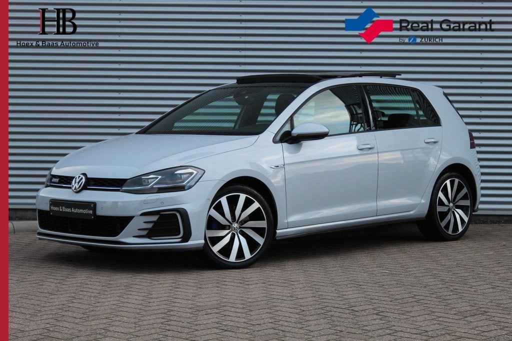 Volkswagen Golf 1.4 TSI PHEV GTE Pano/Leder/Camera, Gebruikt, 4 cilinders, Wit, Leder