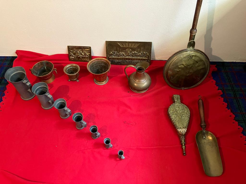 LOT Antieke koperen en bronzen decoratieve items, Antiek en Kunst, Antiek | Koper en Brons, Ophalen, Koper