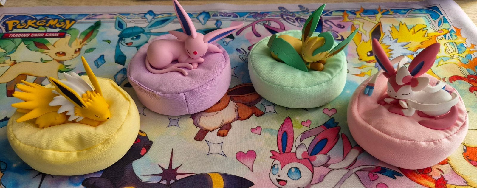 Pokémon Eevee Evolutions (Espeon, Jolteon), Ophalen of Verzenden, Zo goed als nieuw