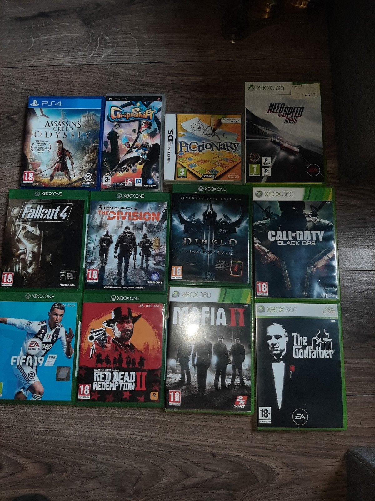 Diverse games voor PS4, Xbox One, Xbox 360, PSP en DS, Spelcomputers en Games, Games | Overige, Online, Gebruikt, Vanaf 18 jaar