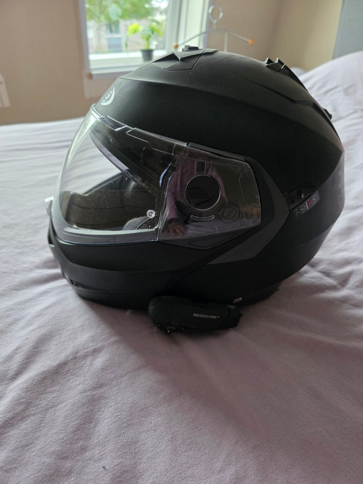 Motorhelm met interphone - Zo goed als nieuw!, Systeemhelm, Heren, Ophalen of Verzenden, Caberg