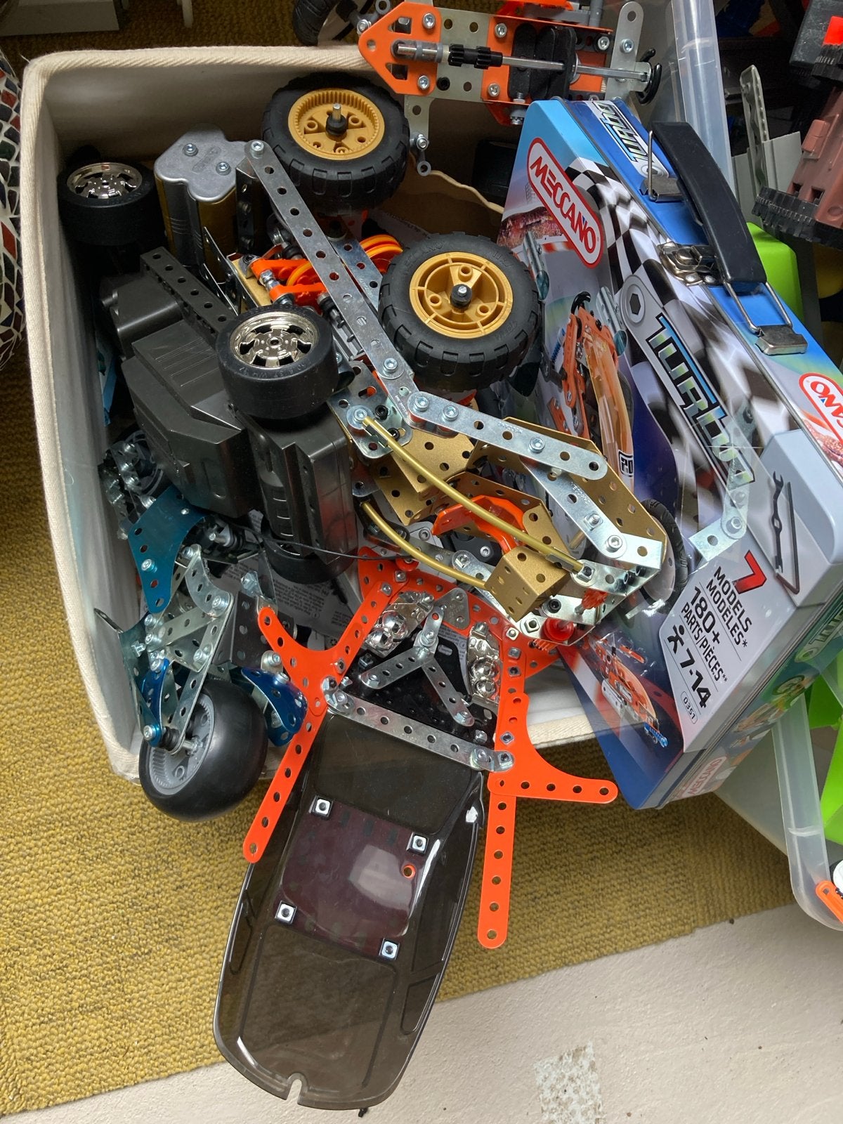 Grote Meccano bak vol onderdelen en modellen, Ophalen, Gebruikt, Overige merken