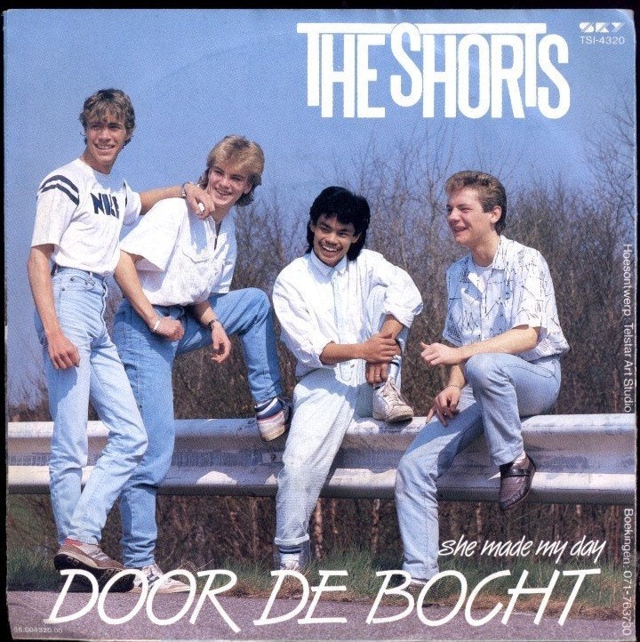Singles  -  THE SHORTS  -  4 stuks, Ophalen of Verzenden, Gebruikt, Pop