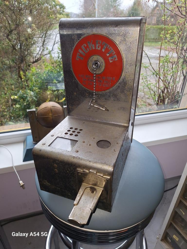 Early Mills tickette gokkast, Verzamelen, Euro, Ophalen of Verzenden, Gebruikt