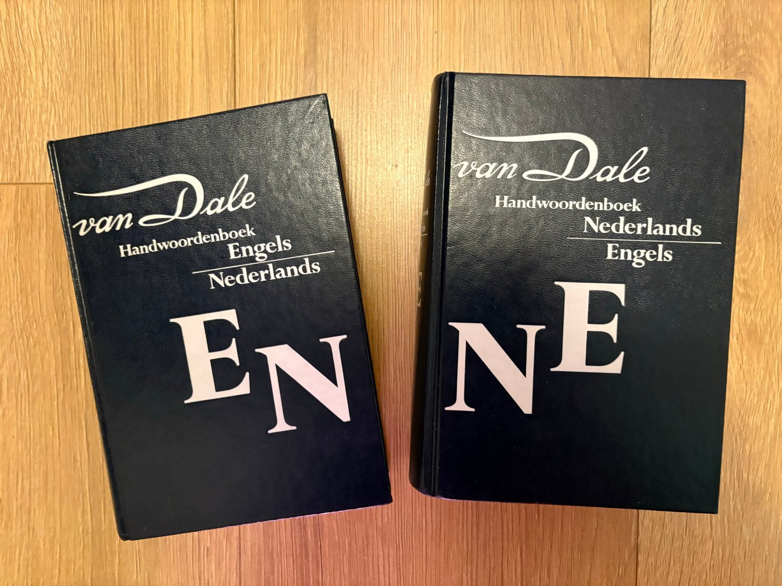 Van Dale Handwoordenboek Engels-Nederlands & Nederlands-Enge, Ophalen of Verzenden, Zo goed als nieuw, Van Dale, Engels