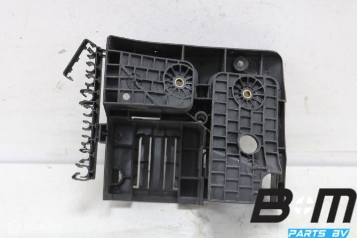 Houder zekeringkast VW Caddy 2K 1K0907361B, Gebruikt