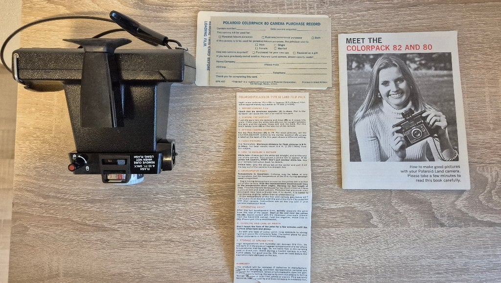 Polaroid Colorpack 80 compleet met boekjes vintage camera, Audio, Tv en Foto, Fotocamera's Analoog, Ophalen of Verzenden, Gebruikt