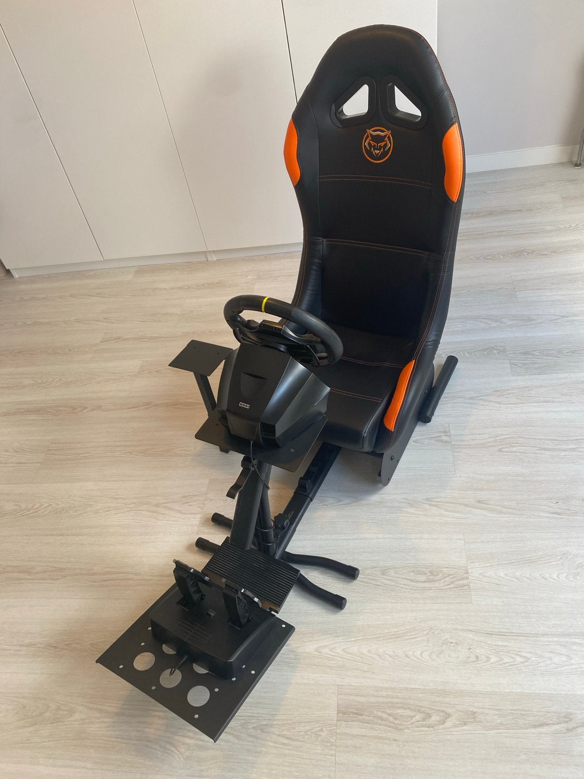 Qware playseat met stuur HORI RWA, Ophalen of Verzenden, Zo goed als nieuw, Playseat of Racestoel, PlayStation 4