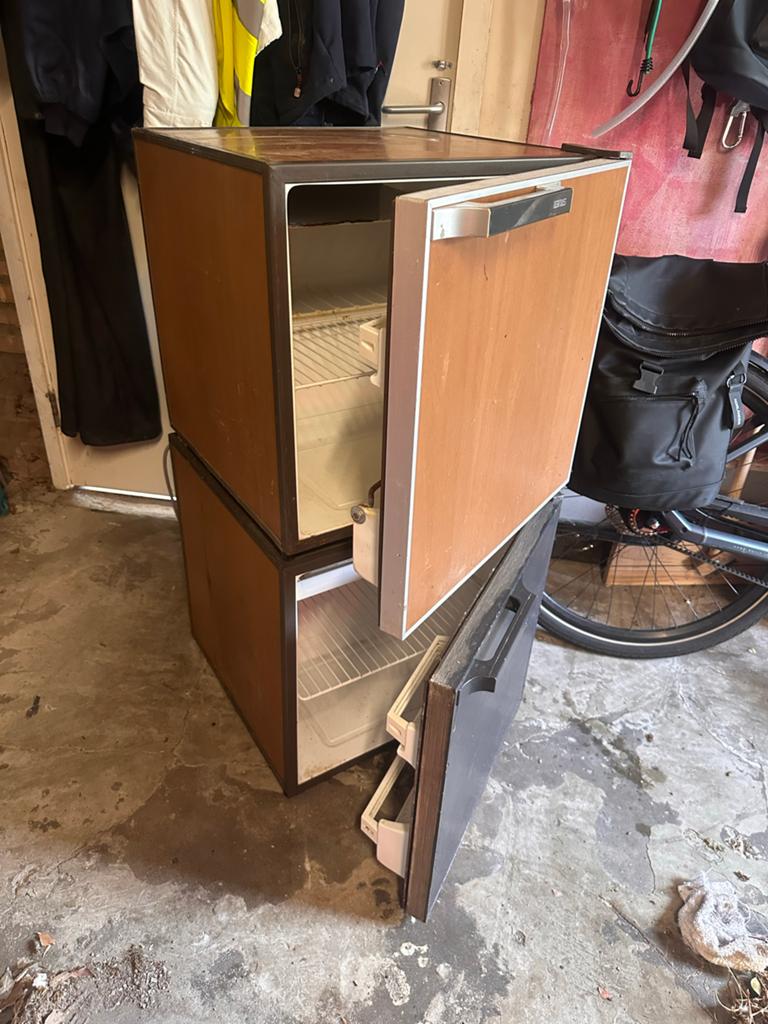 2 Minibar koelkastjes - Ideaal voor festivals/Zwartecross, Ophalen, Minder dan 75 liter, Zonder vriesvak, Gebruikt
