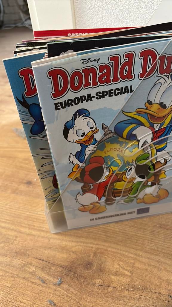 Donald Ducks 2019, Meerdere comics, Ophalen of Verzenden, Gelezen, Europa