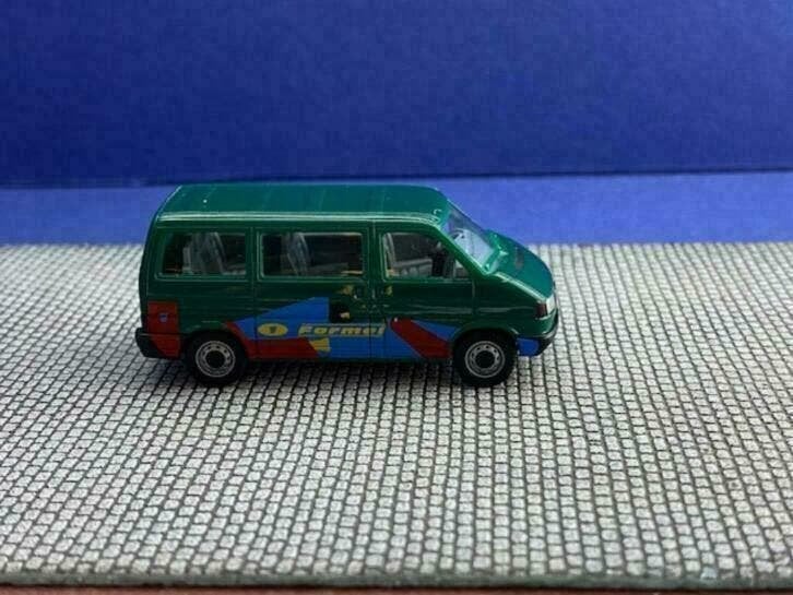 Herpa		VW T4 Caravelle Formel 1	1/87	H0, Hobby en Vrije tijd, Verzenden, Nieuw, Bus of Vrachtwagen, Rietze