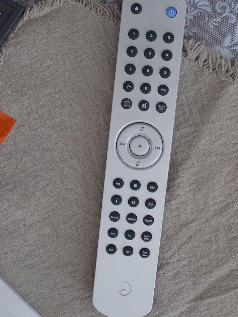 afstandsbediening Audio Cambridge Azur Model RC-550A en meer, Ophalen of Verzenden, Zo goed als nieuw, Audio
