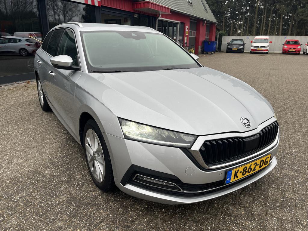 Skoda Octavia Combi 1.0 TSI Business Edition Comfort Trekhaa, Auto's, Skoda, Gebruikt, Euro 6, Met garantie (alle), Origineel Nederlands