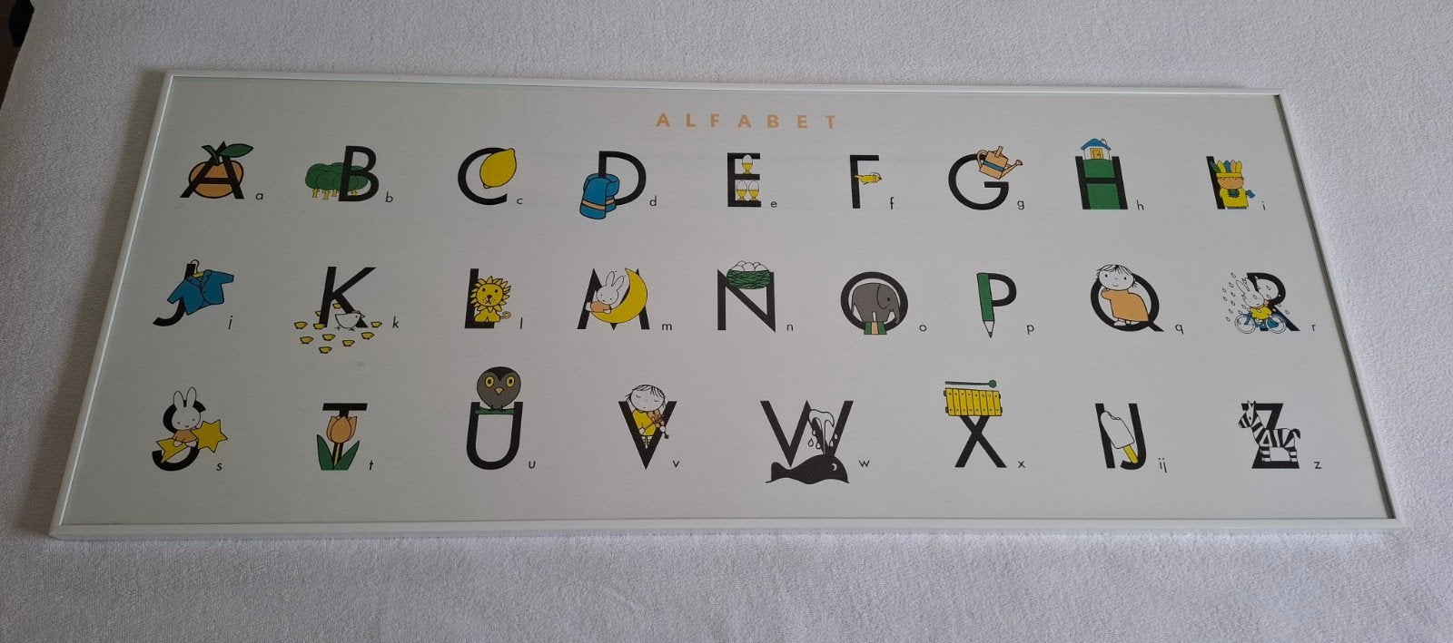 Alfabet schilderij nijntje, Ophalen, Zo goed als nieuw