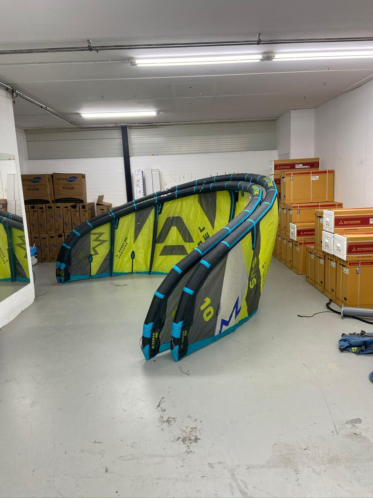 Zgan Duotone Rebel SLS 10m (2024), Watersport en Boten, 10 m², Geen board, Ophalen of Verzenden, Zo goed als nieuw