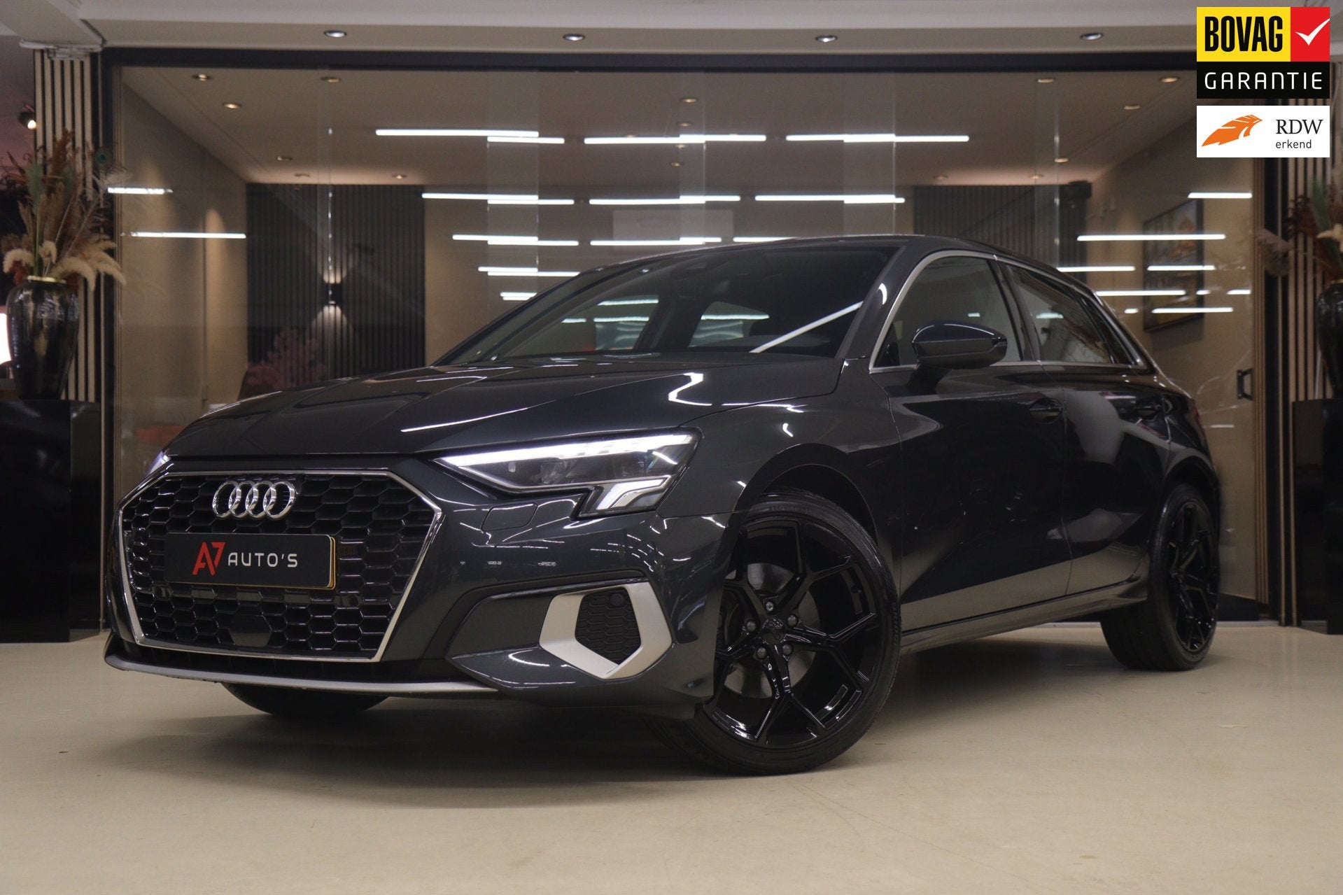 Audi A3 Sportback 30 TFSI Business edition NAP /CARPLAY/ACC/, Gebruikt, Euro 6, 23 km/l, Origineel Nederlands