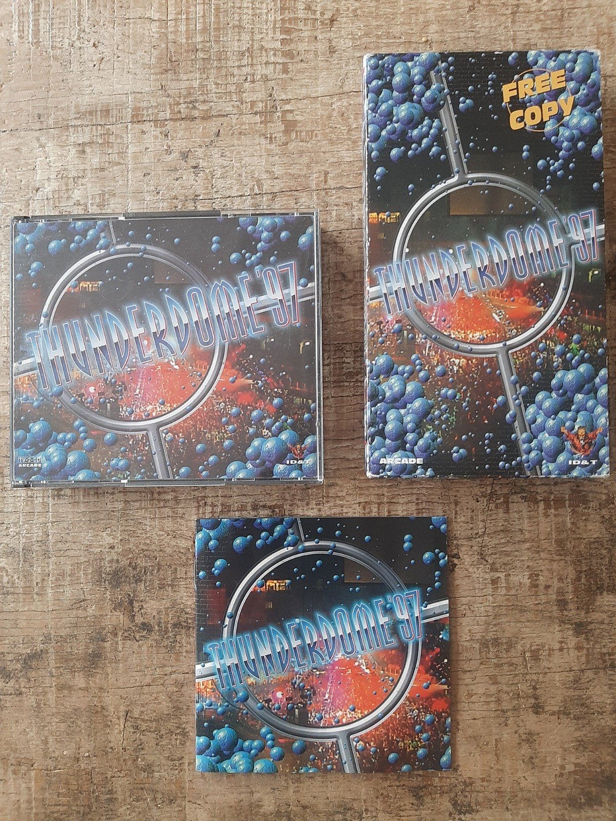 Thunderdome '97 - 2CD + VHS - Compleet en Krasvrij, Ophalen of Verzenden, Zo goed als nieuw, Inclusief doosje, Boxset
