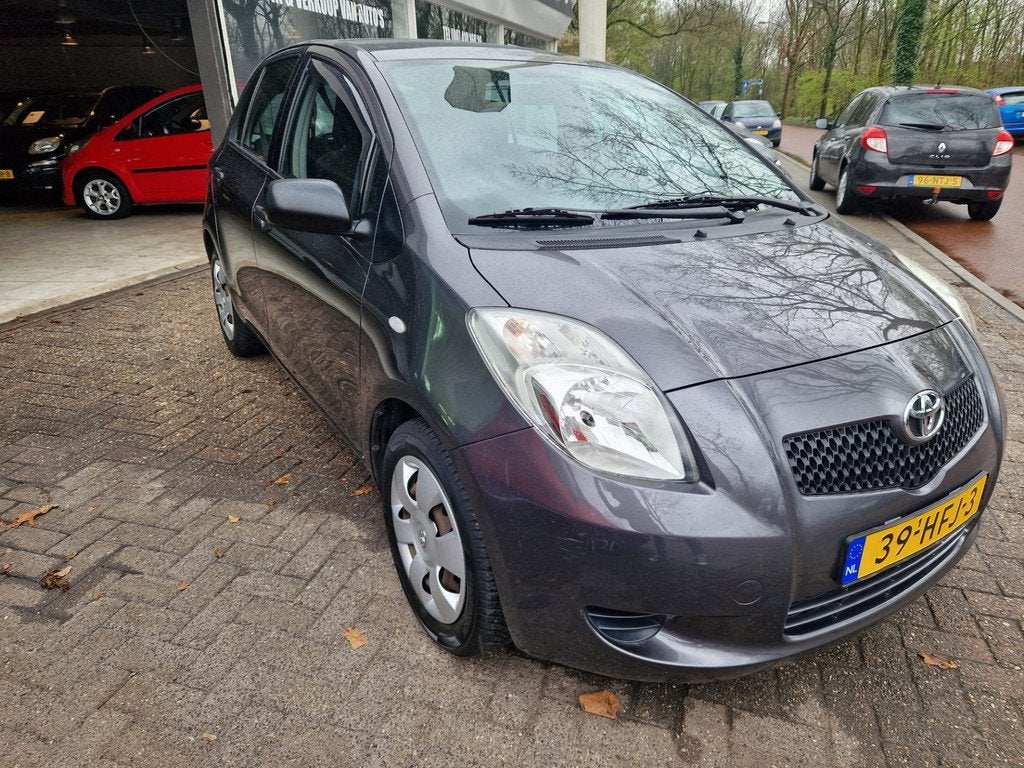 Toyota Yaris 1.3 VVTi Sol | 3E EIGENAAR | 12MND GARANTIE | N, Voorwielaandrijving, Stof, 4 cilinders, Origineel Nederlands
