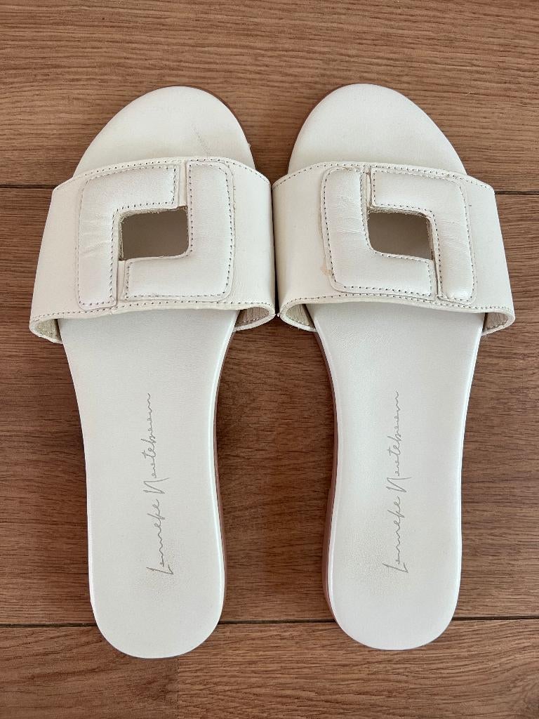 Lonneke Nooteboom lederen slippers maat 39, Slippers, Wit, Lonneke Nooteboom, Ophalen of Verzenden