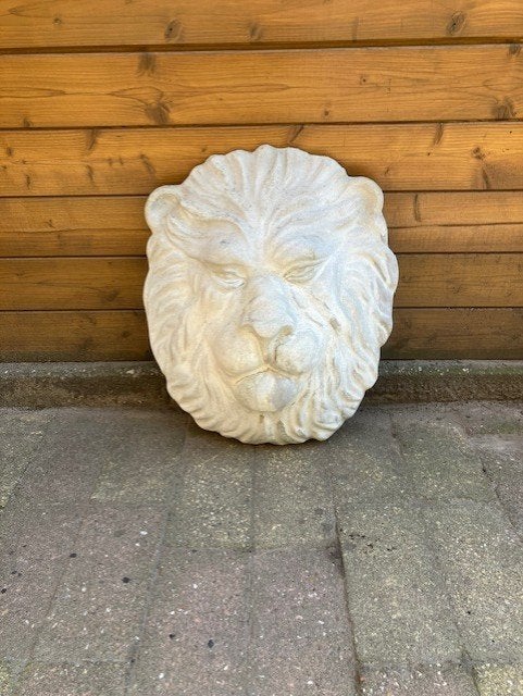 Grote betonnen leeuwenkop, Tuin en Terras, Tuinbeelden, Ophalen, Gebruikt, Beton, Dierenbeeld