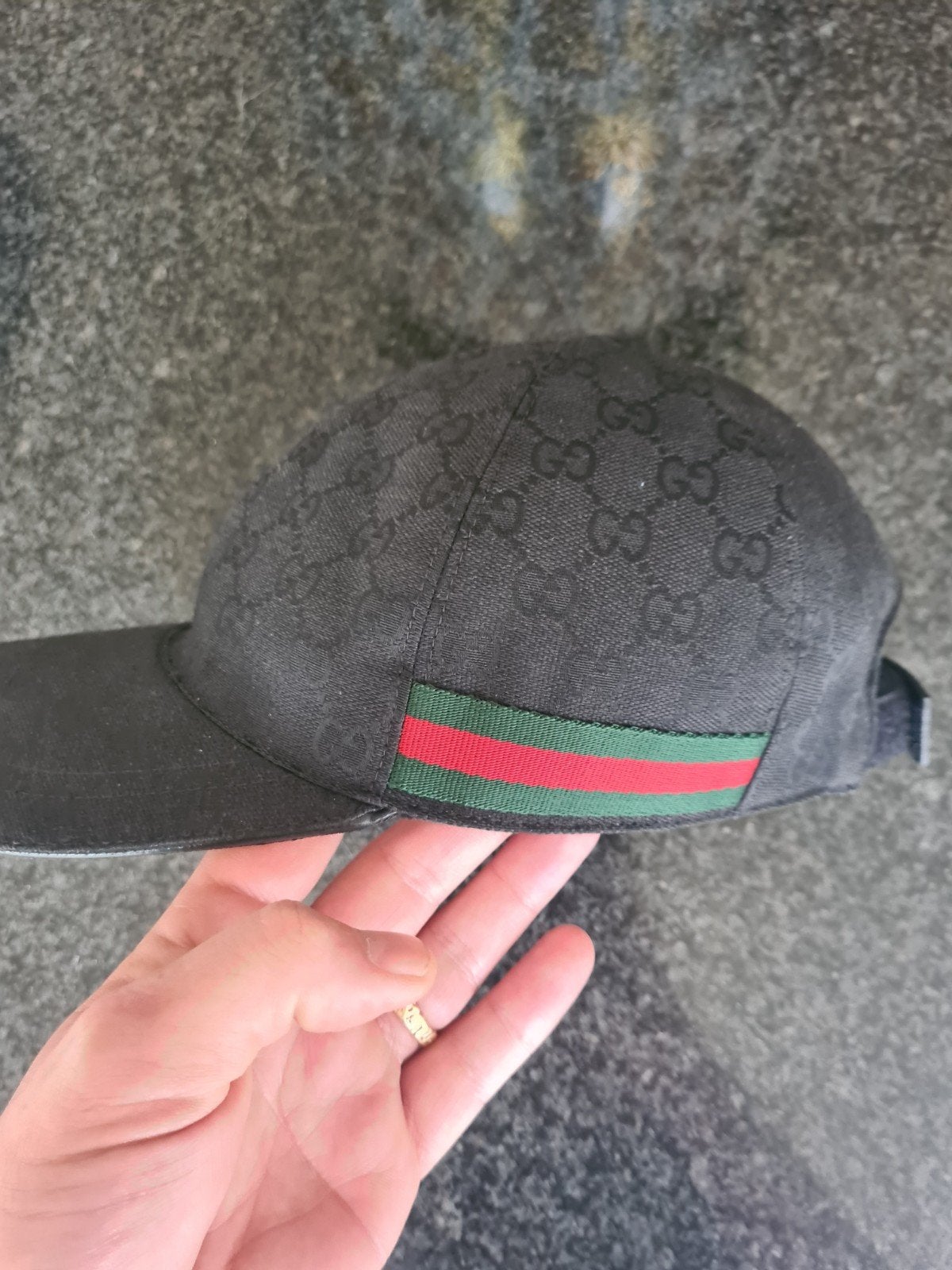 Gucci cap, Kleding | Heren, Hoeden en Petten, Ophalen, Pet, Zo goed als nieuw, 58 of 59 cm (L, 7¼ of ⅜ inch)